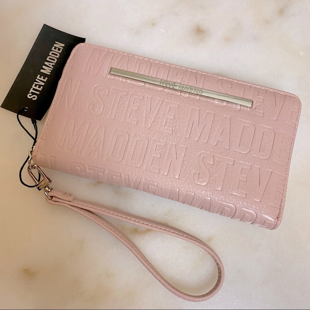 Steve Madden pink wallet wristlet